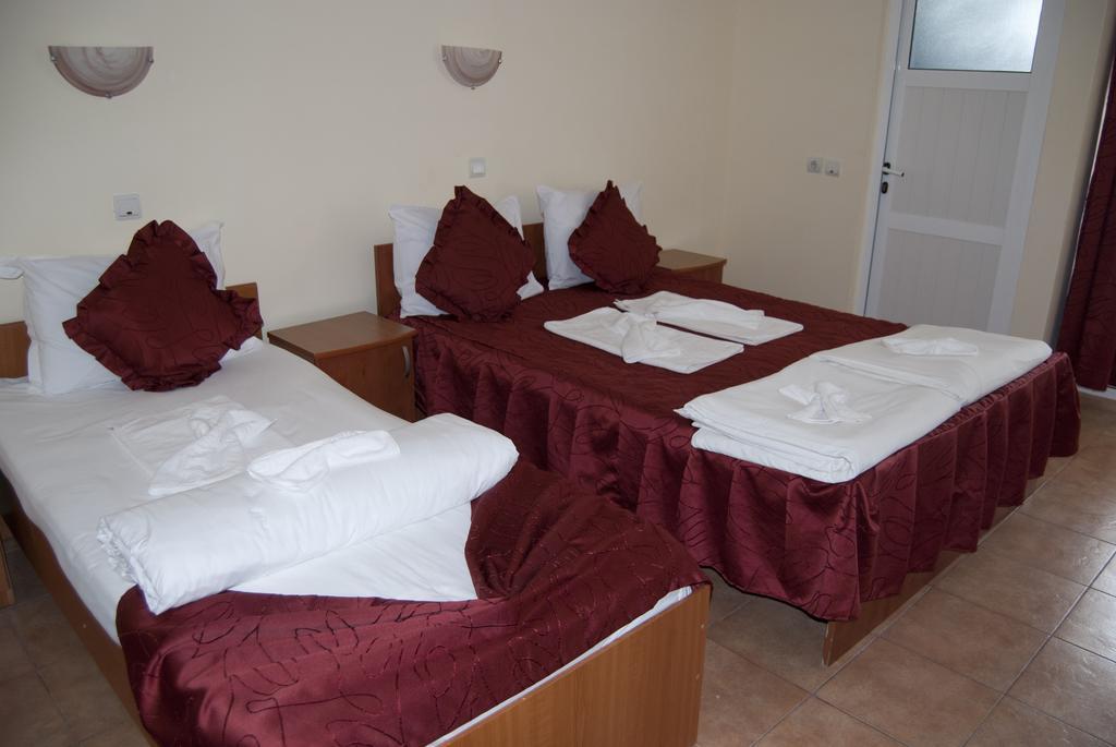 Hotel Laguna Eforie Nord Habitación foto