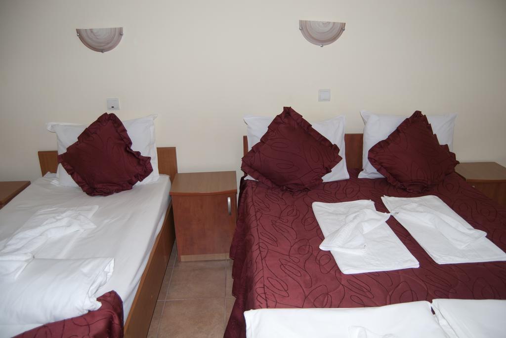 Hotel Laguna Eforie Nord Habitación foto