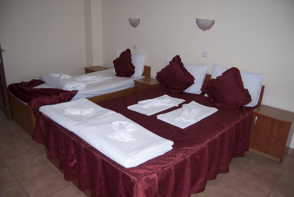 Hotel Laguna Eforie Nord Habitación foto