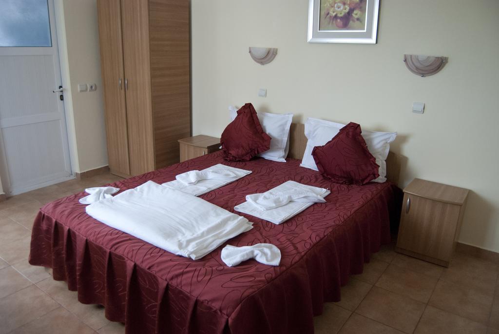 Hotel Laguna Eforie Nord Habitación foto